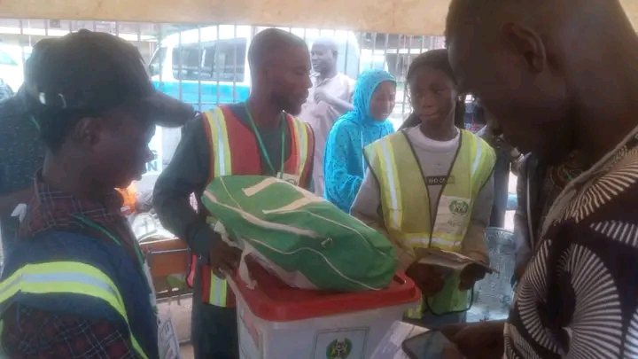 Developing News: “Osun Votes: CDD Commends INEC’s early deployment says INEC opens 94.5% polling units early, raises BVAS glitches, violence, vote-buying concerns