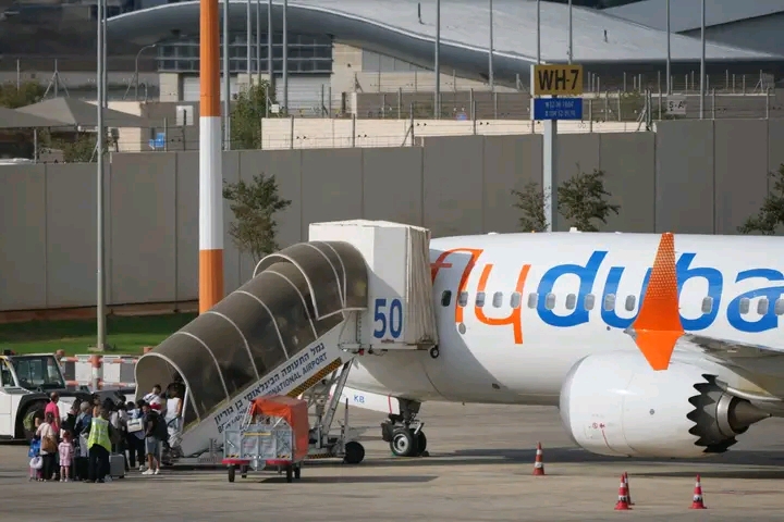Breaking: Pilot Stabbed Mid-Flight As Passenger, Crew Member Foil Alleged Crash Attempt On Dubai-Isreal Flight